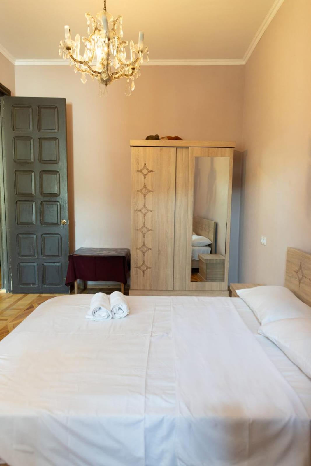 Wine House Otel Tiflis Dış mekan fotoğraf